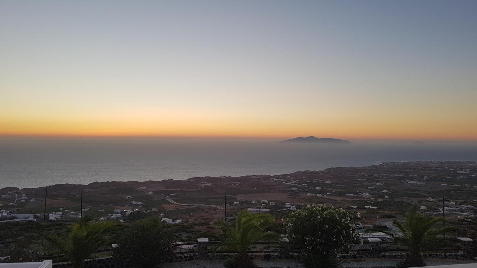 Phaos Santorini Suites อิเมโรวิยอน ภายนอก รูปภาพ